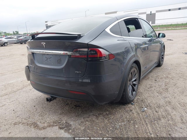 Продажа на аукционе авто 2018 Tesla Model X 100d/75d/p100d, vin: 5YJXCAE29JF099961, номер лота: 44992826