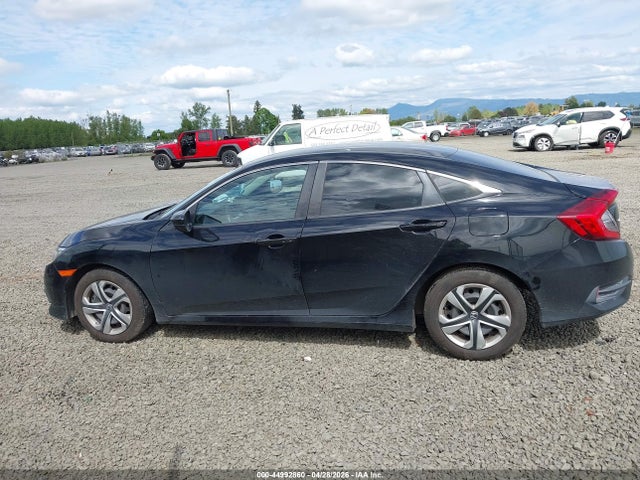 44992860 :رقم المزاد ، 19XFC2F50GE231935 vin ، 2016 Honda Civic Lx مزاد بيع