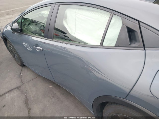 JTDACAAU5R3024258 Toyota Prius Le
