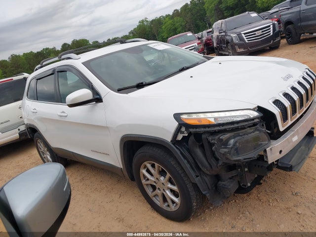 Продажа на аукционе авто 2016 Jeep Cherokee Latitude, vin: 1C4PJMCS2GW269723, номер лота: 44992875