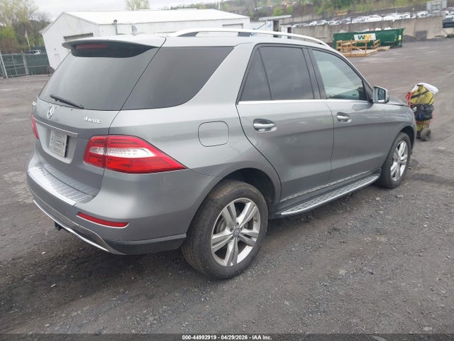 2015 Mercedes-benz Ml 350 4matic მანქანა იყიდება აუქციონზე, vin: 4JGDA5HB9FA445756, აუქციონის ნომერი: 44992919