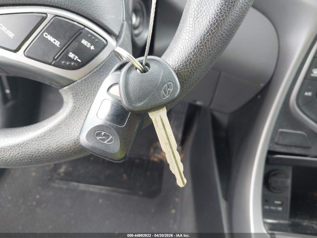 44992922 :رقم المزاد ، 5NPDH4AE1FH570130 vin ، 2015 Hyundai Elantra Se مزاد بيع