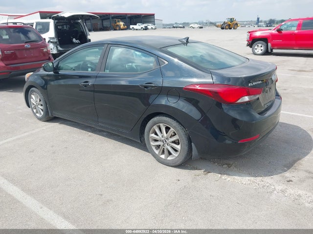 44992922 :رقم المزاد ، 5NPDH4AE1FH570130 vin ، 2015 Hyundai Elantra Se مزاد بيع