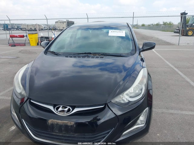 44992922 :رقم المزاد ، 5NPDH4AE1FH570130 vin ، 2015 Hyundai Elantra Se مزاد بيع