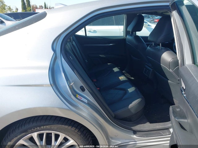 44992925 :رقم المزاد ، 4T1B21HK0KU513917 vin ، 2019 Toyota Camry Hybrid Xle مزاد بيع