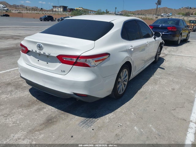 Продажа на аукционе авто 2018 Toyota Camry Le, vin: JTNB11HK3J3048959, номер лота: 44992955