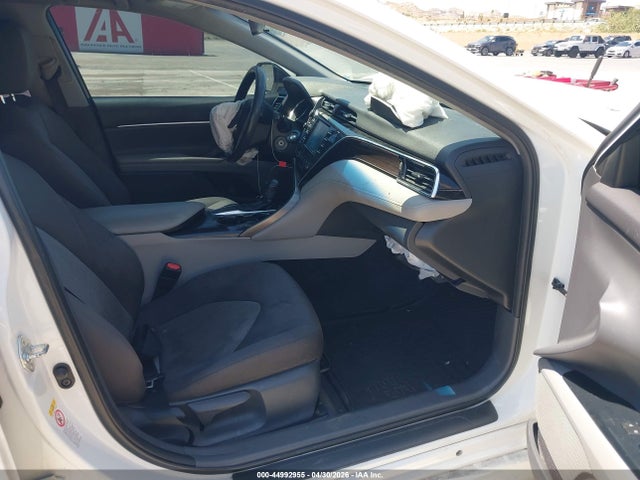 Продажа на аукционе авто 2018 Toyota Camry Le, vin: JTNB11HK3J3048959, номер лота: 44992955