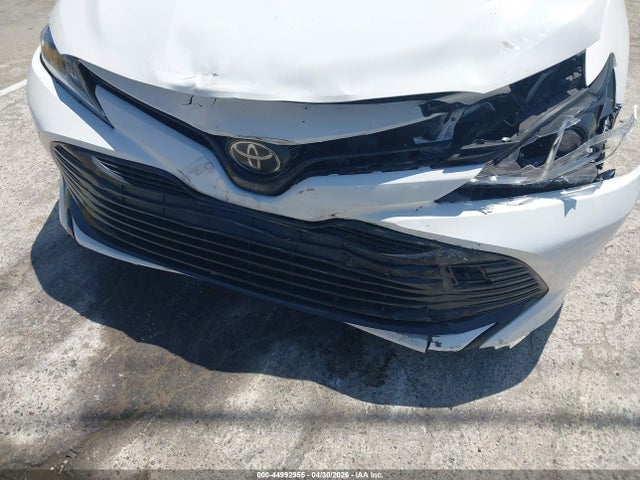Продажа на аукционе авто 2018 Toyota Camry Le, vin: JTNB11HK3J3048959, номер лота: 44992955