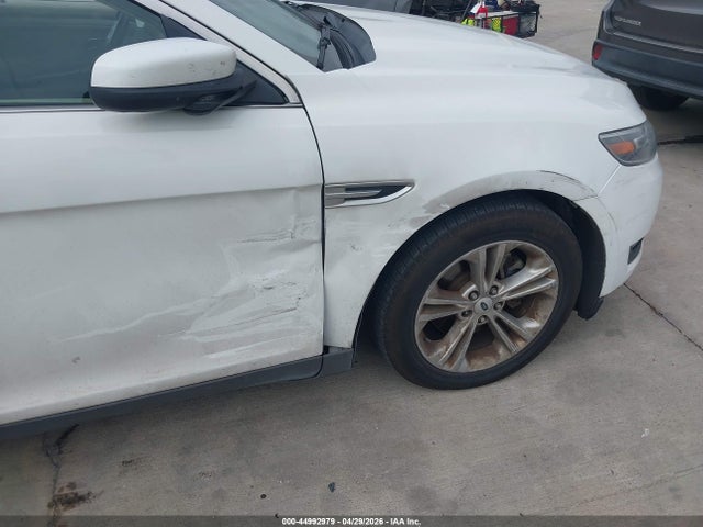 Ford TAURUS SEL 2018 1FAHP2E85JG111781 Image 6