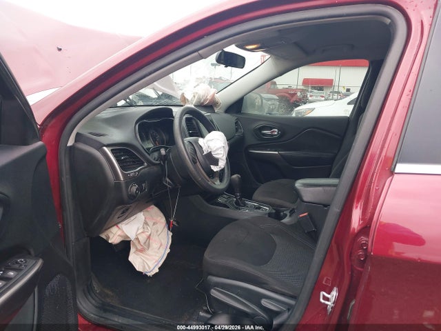Продажа на аукционе авто 2019 Jeep Cherokee Latitude Fwd, vin: 1C4PJLCB1KD340375, номер лота: 44993017
