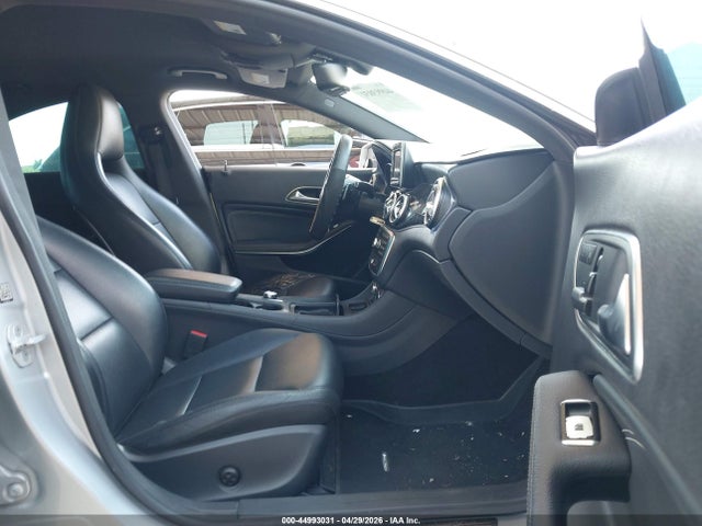 2014 Mercedes-benz Cla 250 მანქანა იყიდება აუქციონზე, vin: WDDSJ4EB2EN153583, აუქციონის ნომერი: 44993031