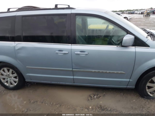 Продажа на аукционе авто 2016 Chrysler Town & Country Touring, vin: 2C4RC1BGXGR281352, номер лота: 44993033