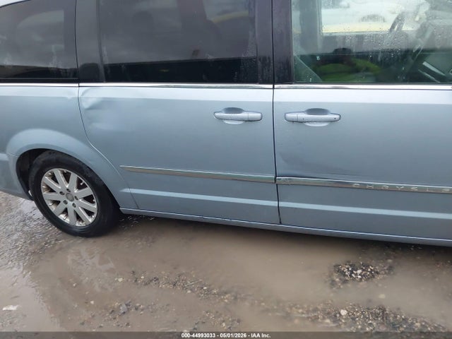 Продажа на аукционе авто 2016 Chrysler Town & Country Touring, vin: 2C4RC1BGXGR281352, номер лота: 44993033