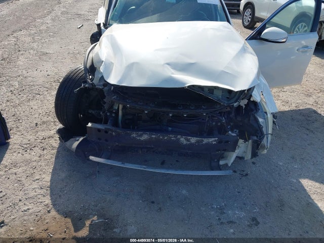 44993074 :رقم المزاد ، JN1EV7AR0JM441573 vin ، 2018 Infiniti Q50 3.0t Luxe مزاد بيع