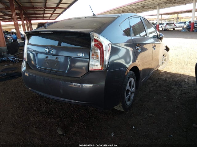 Toyota Prius Two 2014 JTDKN3DU4E1794978 Image 4