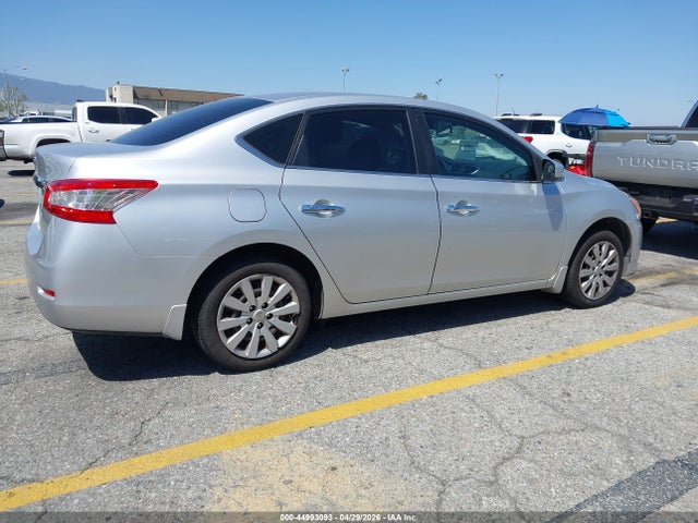 2015 Nissan Sentra S მანქანა იყიდება აუქციონზე, vin: 3N1AB7AP1FY337281, აუქციონის ნომერი: 44993093
