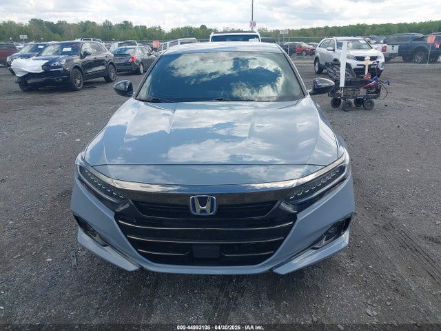44993108 :رقم المزاد ، 1HGCV3F25NA033555 vin ، 2022 Honda Accord Hybrid Sport مزاد بيع