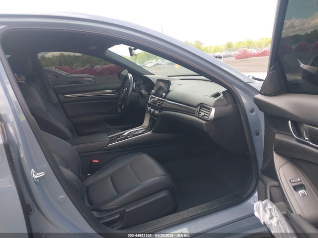 44993108 :رقم المزاد ، 1HGCV3F25NA033555 vin ، 2022 Honda Accord Hybrid Sport مزاد بيع