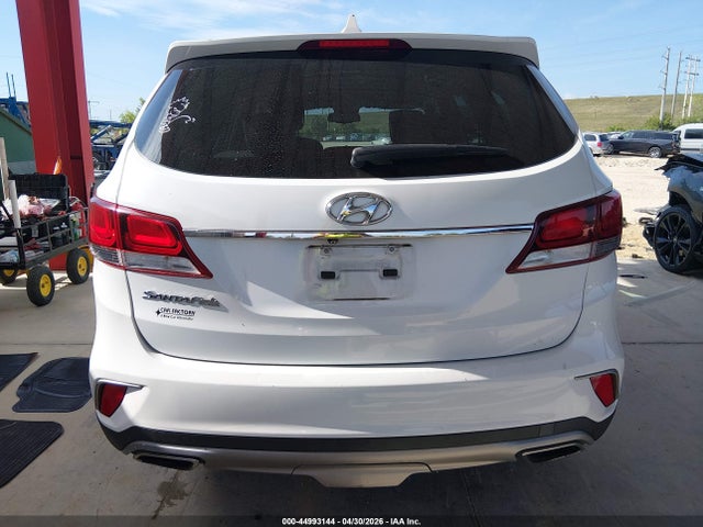 44993144 :رقم المزاد ، KM8SM4HF7HU198489 vin ، 2017 Hyundai Santa Fe Se مزاد بيع