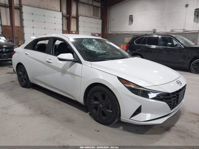 44993162 :رقم المزاد ، 5NPLS4AG6MH020420 vin ، 2021 Hyundai Elantra Sel مزاد بيع