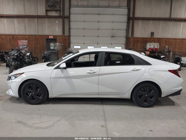 44993162 :رقم المزاد ، 5NPLS4AG6MH020420 vin ، 2021 Hyundai Elantra Sel مزاد بيع