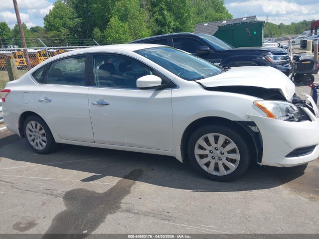 2014 Nissan Sentra S მანქანა იყიდება აუქციონზე, vin: 3N1AB7AP1EL607587, აუქციონის ნომერი: 44993176