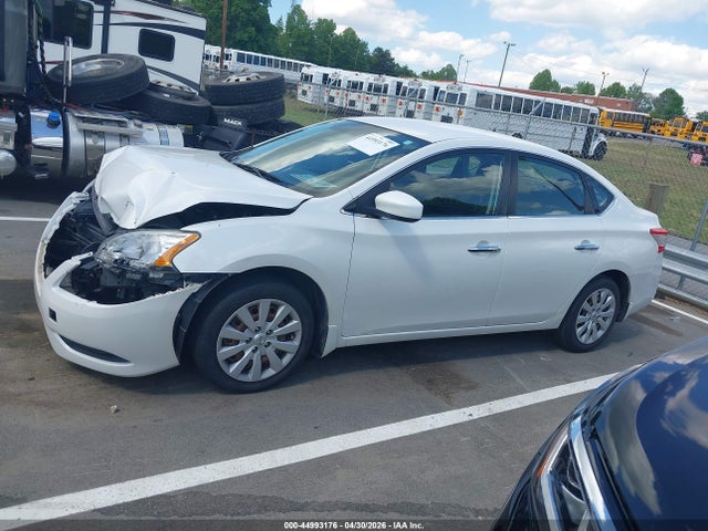 2014 Nissan Sentra S მანქანა იყიდება აუქციონზე, vin: 3N1AB7AP1EL607587, აუქციონის ნომერი: 44993176