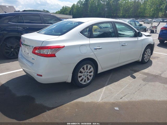 2014 Nissan Sentra S მანქანა იყიდება აუქციონზე, vin: 3N1AB7AP1EL607587, აუქციონის ნომერი: 44993176