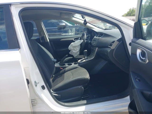 2014 Nissan Sentra S მანქანა იყიდება აუქციონზე, vin: 3N1AB7AP1EL607587, აუქციონის ნომერი: 44993176