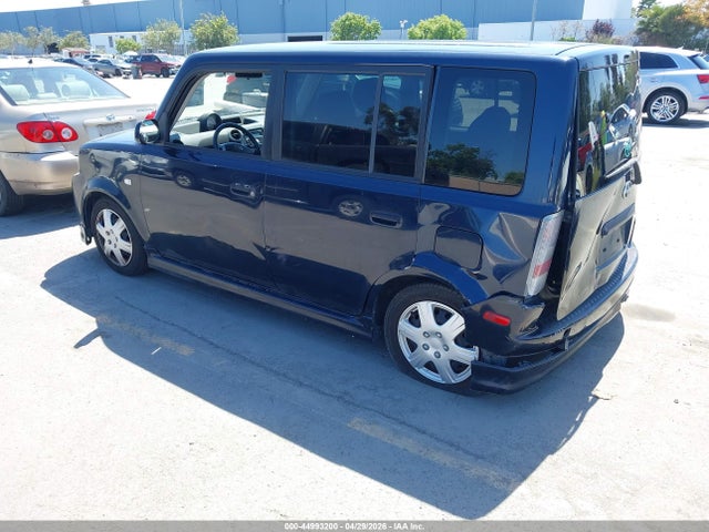 44993200 :رقم المزاد ، JTLKT324950178017 vin ، 2005 Scion Xb مزاد بيع