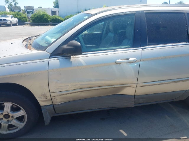 2005 Chrysler Pacifica Touring მანქანა იყიდება აუქციონზე, vin: 2C4GM68435R547645, აუქციონის ნომერი: 44993203