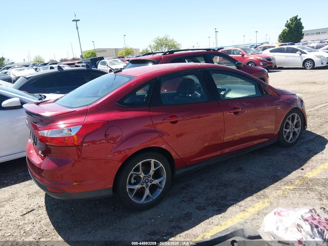 Ford FOCUS SE 2014 1FADP3F29EL444013 Image 4