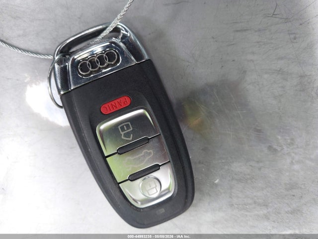 Продажа на аукционе авто 2016 Audi A4 2.0t Premium, vin: WAUBFAFL2GN005046, номер лота: 44993235