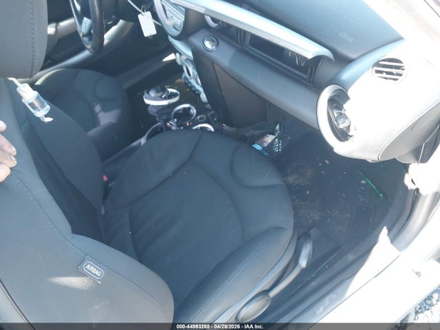 Продажа на аукционе авто 2009 Mini Cooper S, vin: WMWMF73509TW84864, номер лота: 44993288