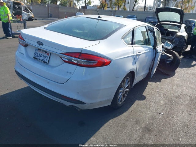 Ford FUSION SE 2017 3FA6P0H73HR398944 Image 4