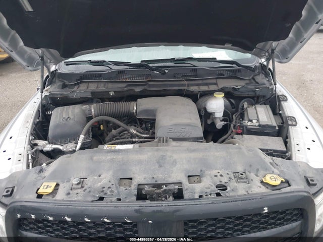 Продаж на аукціоні авто 2018 Ram 1500 Tradesman  4x4 5'7 Box, vin: 1C6RR7KG2JS315833, номер лоту: 44993317