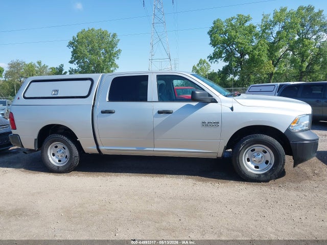 Продаж на аукціоні авто 2018 Ram 1500 Tradesman  4x4 5'7 Box, vin: 1C6RR7KG2JS315833, номер лоту: 44993317