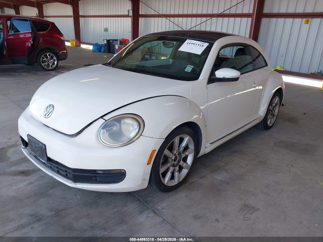 Продаж на аукціоні авто 2012 Volkswagen Beetle 2.5l, vin: 3VWJX7AT7CM658432, номер лоту: 44993318