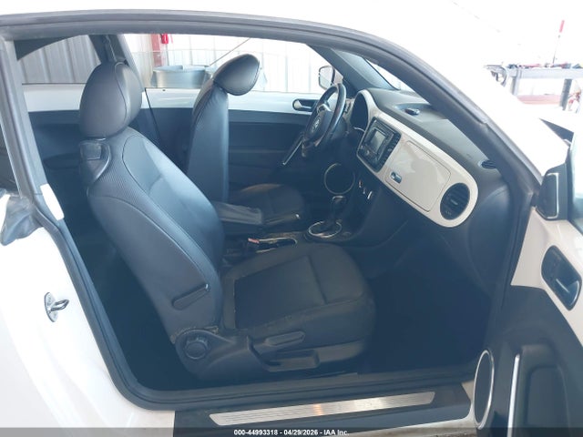 Продаж на аукціоні авто 2012 Volkswagen Beetle 2.5l, vin: 3VWJX7AT7CM658432, номер лоту: 44993318