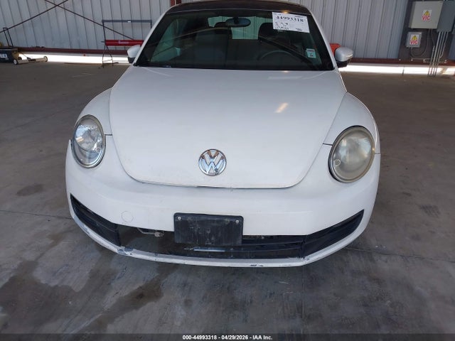 Продаж на аукціоні авто 2012 Volkswagen Beetle 2.5l, vin: 3VWJX7AT7CM658432, номер лоту: 44993318