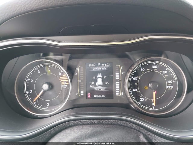 2019 Jeep Cherokee Latitude 4x4 მანქანა იყიდება აუქციონზე, vin: 1C4PJMCB0KD450940, აუქციონის ნომერი: 44993345