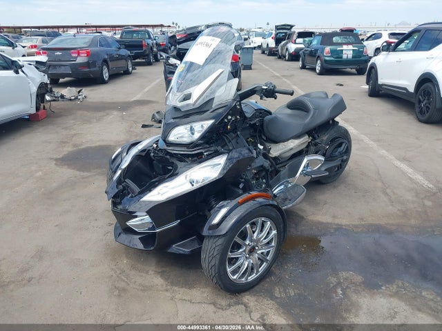 44993361 :رقم المزاد ، 2BXNBBC13DV005843 vin ، 2013 Can-am Spyder Roadster Rt/rts/rt Limited مزاد بيع