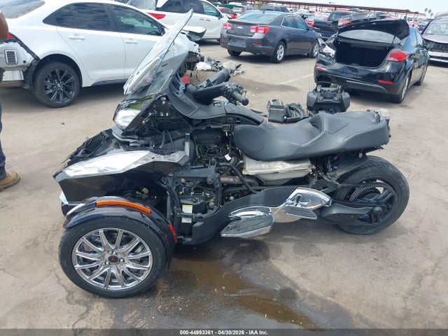 44993361 :رقم المزاد ، 2BXNBBC13DV005843 vin ، 2013 Can-am Spyder Roadster Rt/rts/rt Limited مزاد بيع