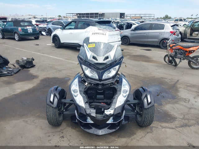 44993361 :رقم المزاد ، 2BXNBBC13DV005843 vin ، 2013 Can-am Spyder Roadster Rt/rts/rt Limited مزاد بيع