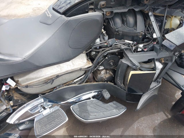 44993361 :رقم المزاد ، 2BXNBBC13DV005843 vin ، 2013 Can-am Spyder Roadster Rt/rts/rt Limited مزاد بيع