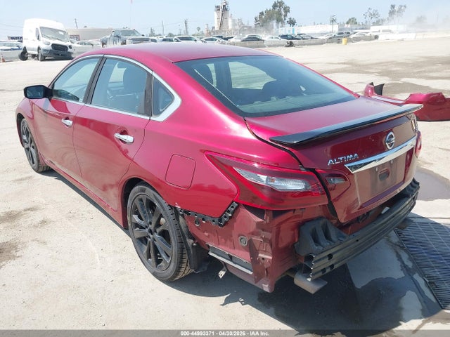 Продажа на аукционе авто 2017 Nissan Altima 2.5 Sr, vin: 1N4AL3AP2HC231667, номер лота: 44993371