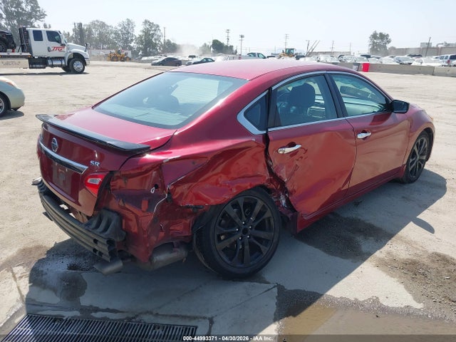 Продажа на аукционе авто 2017 Nissan Altima 2.5 Sr, vin: 1N4AL3AP2HC231667, номер лота: 44993371