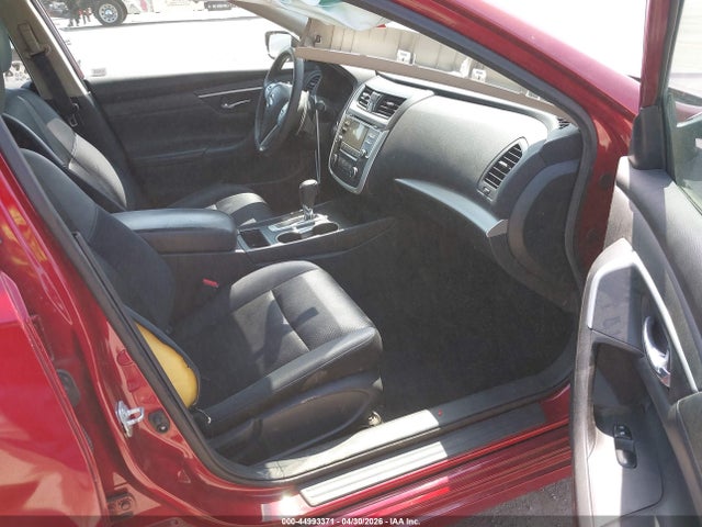 Продажа на аукционе авто 2017 Nissan Altima 2.5 Sr, vin: 1N4AL3AP2HC231667, номер лота: 44993371