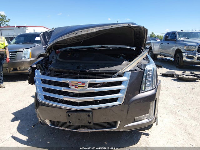 44993373 :رقم المزاد ، 1GYS4MKJ9FR527592 vin ، 2015 Cadillac Escalade Luxury مزاد بيع