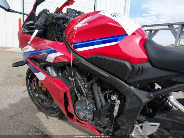Honda CBR650 R 2026 MLHRH1557T5201621 Image 15